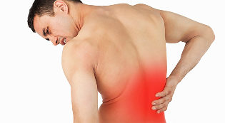les causes de la douleur dans le dos et les côtes